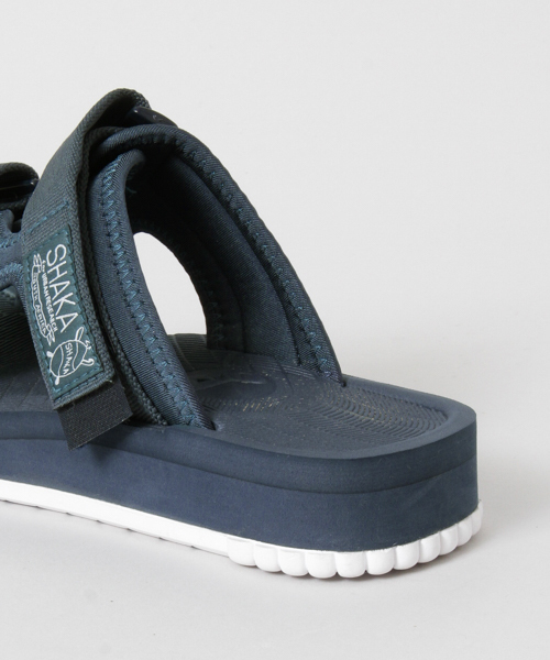 SHAKA（シャカ）の「SHAKA×UR 別注CHILL OUT（サンダル・メンズ・インディゴブルー・10/8/9/7）」の9枚目の写真
