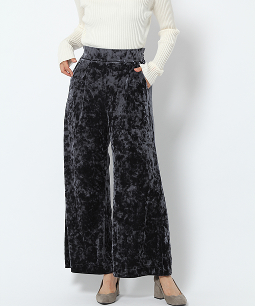 laboratory work（ラボラトリーワーク）の「クラッシュベロアフレアーパンツ（その他パンツ・レディース・ブラック/キャメル/ネイビー・MEDIUM）」の2枚目の写真