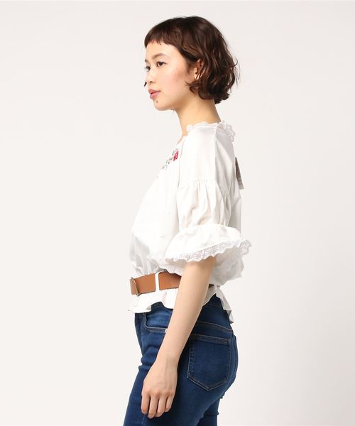 Swankiss（スワンキス）の「AU Fleur flame TOPS（その他トップス・レディース・ホワイト/レッド/ピンク/マスタード・FREE）」の6枚目の写真