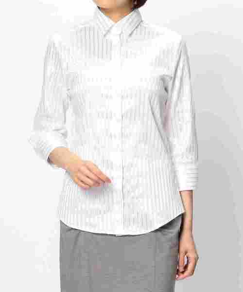 NARACAMICIE(ナラカミーチェ)の「サテンストライプ七分袖シャツ(シャツ/ブラウス・レディース・ホワイト/ネイビー・SMALL/MEDIUM/LARGE)」の5枚目の写真