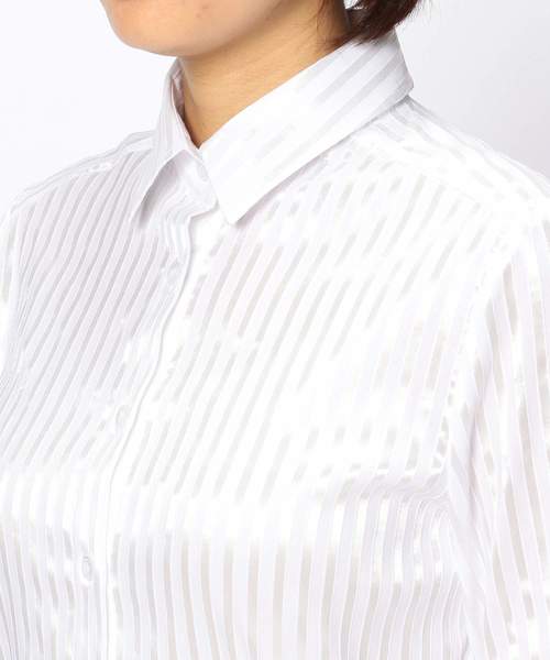 NARACAMICIE(ナラカミーチェ)の「サテンストライプ七分袖シャツ(シャツ/ブラウス・レディース・ホワイト/ネイビー・SMALL/MEDIUM/LARGE)」の8枚目の写真