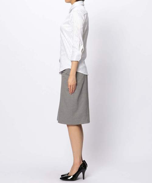 NARACAMICIE(ナラカミーチェ)の「サテンストライプ七分袖シャツ(シャツ/ブラウス・レディース・ホワイト/ネイビー・SMALL/MEDIUM/LARGE)」の14枚目の写真