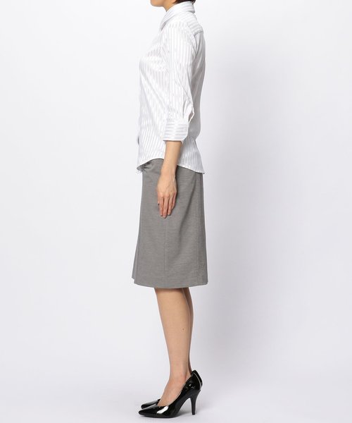 NARACAMICIE(ナラカミーチェ)の「サテンストライプ七分袖シャツ(シャツ/ブラウス・レディース・ホワイト/ネイビー・SMALL/MEDIUM/LARGE)」の17枚目の写真