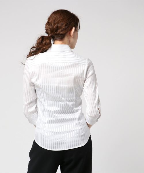 NARACAMICIE(ナラカミーチェ)の「サテンストライプ七分袖シャツ(シャツ/ブラウス・レディース・ホワイト/ネイビー・SMALL/MEDIUM/LARGE)」の3枚目の写真
