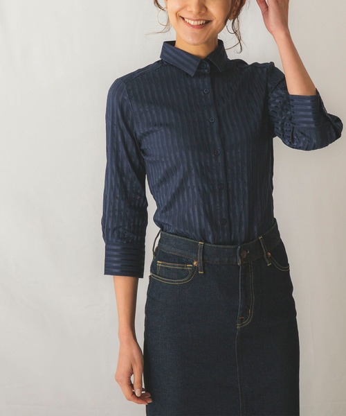 NARACAMICIE(ナラカミーチェ)の「サテンストライプ七分袖シャツ(シャツ/ブラウス・レディース・ホワイト/ネイビー・SMALL/MEDIUM/LARGE)」の1枚目の写真