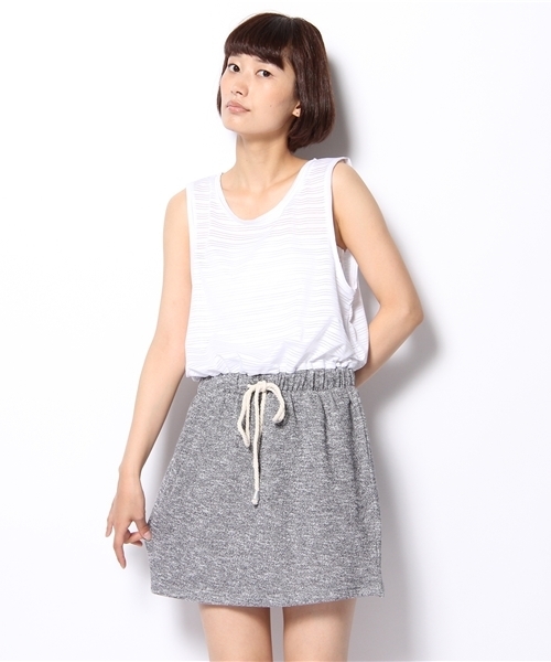 WHO'S WHO gallery（フーズフーギャラリー）の「シースルーボーダー切替ワンピース（ワンピース・レディース・ホワイト/モスグリーン/ブラック・FREE）」の2枚目の写真