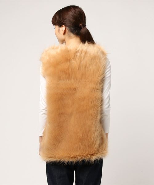 SPIGA（スピーガ）の「ﾌｧｰﾍﾞｽﾄ（その他アウター・レディース・ベージュ/ブラック/グレー・FREE）」の5枚目の写真