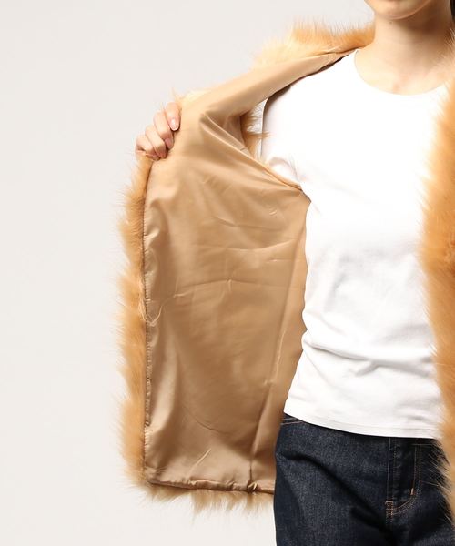 SPIGA（スピーガ）の「ﾌｧｰﾍﾞｽﾄ（その他アウター・レディース・ベージュ/ブラック/グレー・FREE）」の6枚目の写真