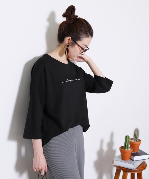 reca（レカ）の「ゆるっと大人可愛い◆刺繍ロゴＴシャツ（Tシャツ/カットソー・レディース・ホワイト/ブラック/ベージュ/グレー・FREE）」の7枚目の写真