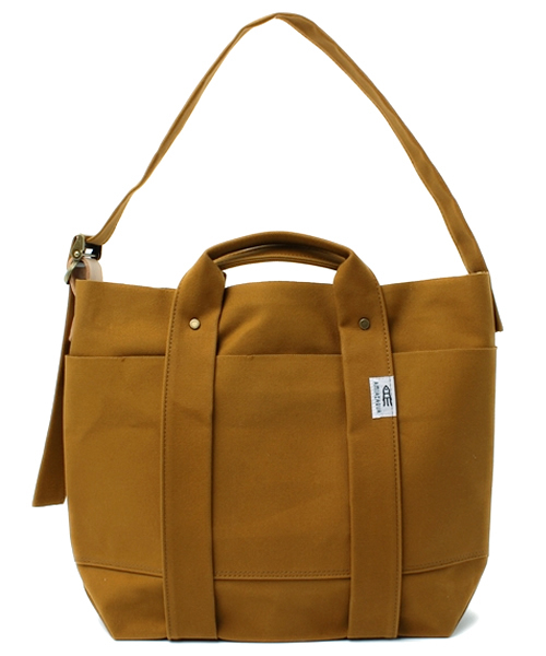 SHIPS（シップス）の「AMIACALVA: NEW キャンバス ショルダー&トートバッグ S■（トートバッグ・メンズ・ピンクゴールド/オリーブ/ネイビー/ワイン/ゴールド系その他/ブルー/ライトホワイト/ライトオリーブ/ブラック/その他/ロイヤルブルー・ONE SIZE）」の18枚目の写真