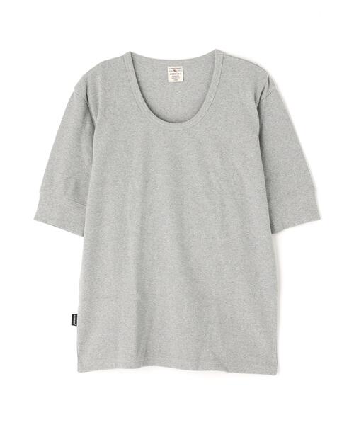 AVIREX（アヴィレックス）の「《DAILY/デイリー》HALF SLEEVE U-NECK T-SHIRT / デイリー 五分袖 Uネック Tシャツ / AVIREX / アヴィレックス（Tシャツ/カットソー・メンズ・グレー/チャコールグレー/ホワイト/ブラック・LARGE/MEDIUM/X-LARGE/SMALL）」の5枚目の写真