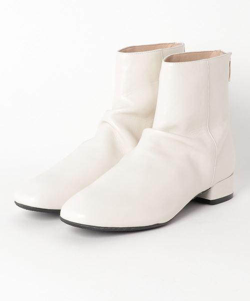 cava cava（サヴァサヴァ）の「〈cava cava（サヴァサヴァ）〉バックファスナーブーツ（ブーツ・レディース・ホワイト/レッド/ブラック・24.0cm/22.5cm/23.5cm/23.0cm/24.5cm）」の12枚目の写真