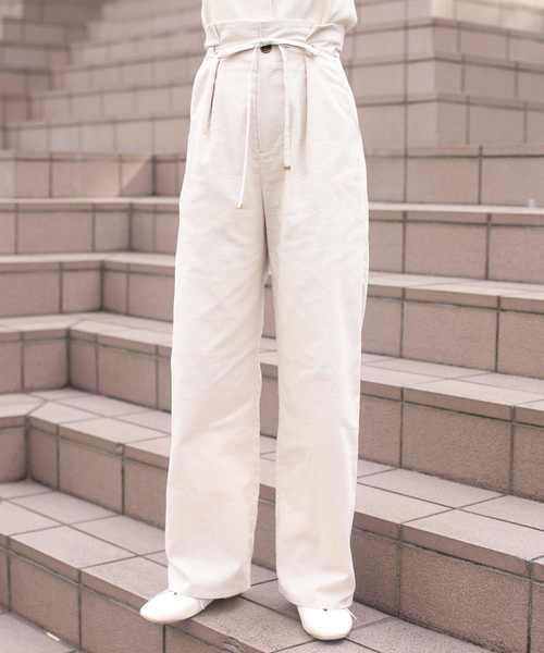 one after another NICE CLAUP（ワンアフターアナザーナイスクラップ）の「ハイウエストリネンワイドパンツ（その他パンツ・レディース・ベージュ/ブラウン/イエロー/アイボリー・FREE）」の2枚目の写真
