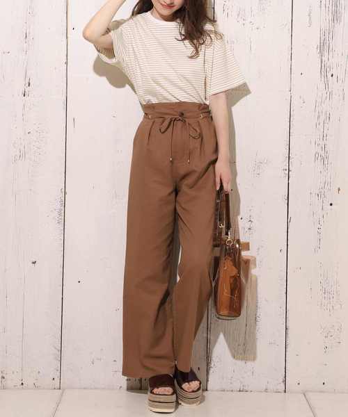 one after another NICE CLAUP（ワンアフターアナザーナイスクラップ）の「ハイウエストリネンワイドパンツ（その他パンツ・レディース・ベージュ/ブラウン/イエロー/アイボリー・FREE）」の9枚目の写真