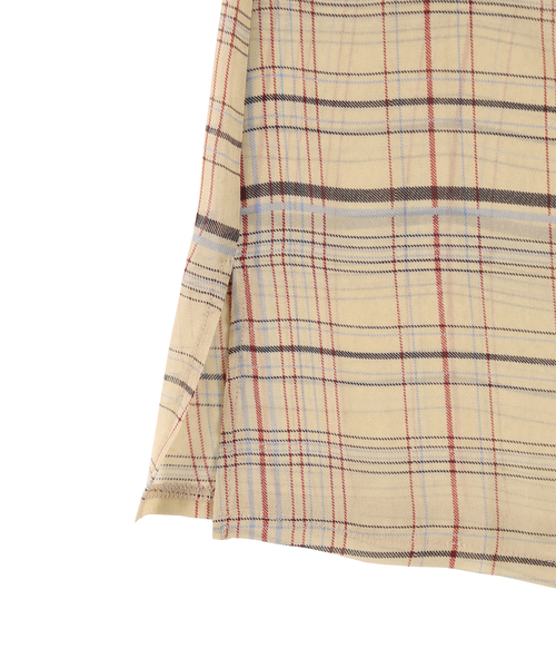 PUNYUS（プニュズ）の「ショート丈シフォンチェックシャツ（シャツ/ブラウス・レディース・ベージュ/ブラック・1/2/3/4）」の7枚目の写真