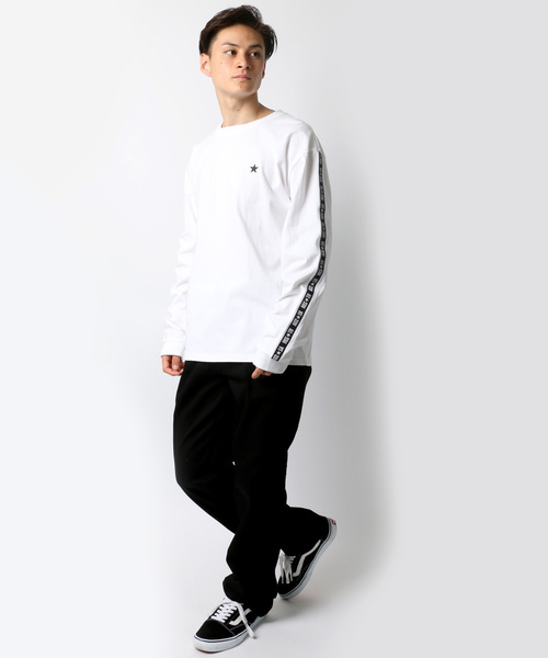 CONVERSE(コンバース)の「CONVERSE/コンバース 袖ロゴラインテープロングスリーブTシャツ(Tシャツ/カットソー・メンズ・ホワイト/ブラック・M/L/XL)」の14枚目の写真