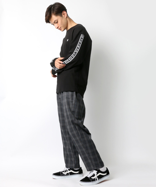 CONVERSE(コンバース)の「CONVERSE/コンバース 袖ロゴラインテープロングスリーブTシャツ(Tシャツ/カットソー・メンズ・ホワイト/ブラック・M/L/XL)」の20枚目の写真