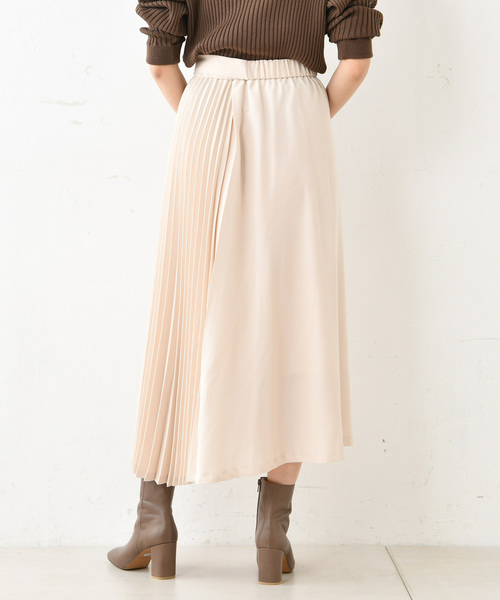 DouDou（ドゥドゥ）の「プリーツ切替スカート（スカート・レディース・ブラック/ベージュ/キャメル・36/38）」の19枚目の写真