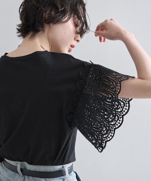 &. NOSTALGIA(アンドドットノスタルジア)の「レーススリーブカットTシャツ(Tシャツ/カットソー・レディース・ホワイト/ブラック/ラベンダー/モカ/イエロー/ブルー/カーキ/ライトグリーン/グリーン・FREE/M)」の14枚目の写真