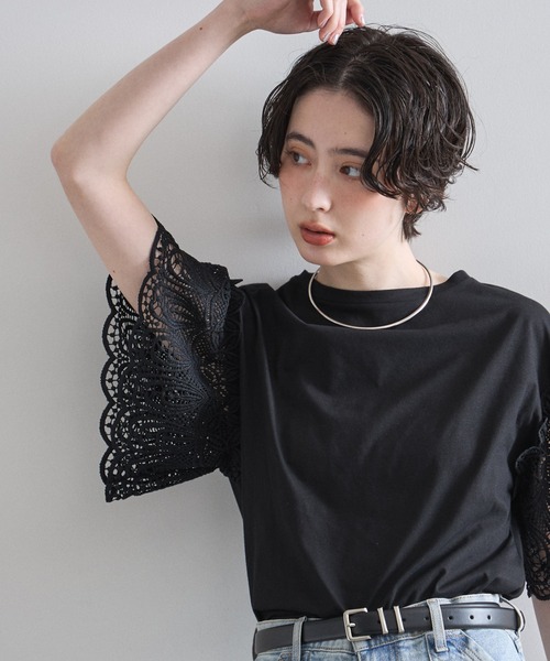 &. NOSTALGIA(アンドドットノスタルジア)の「レーススリーブカットTシャツ(Tシャツ/カットソー・レディース・ホワイト/ブラック/ラベンダー/モカ/イエロー/ブルー/カーキ/ライトグリーン/グリーン・FREE/M)」の16枚目の写真