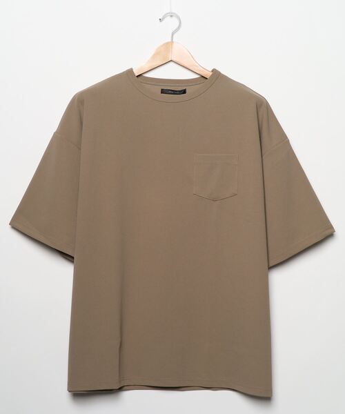 INNOCENT（イノセント）の「梨地　ビッグシルエット半袖Tシャツ（Tシャツ/カットソー・レディース・チャコールグレー/ベージュ/ネイビー/ブラウン/ブラック/グレイッシュベージュ/ブルー/ホワイト/ライトグレー・MEDIUM/LARGE）」の6枚目の写真