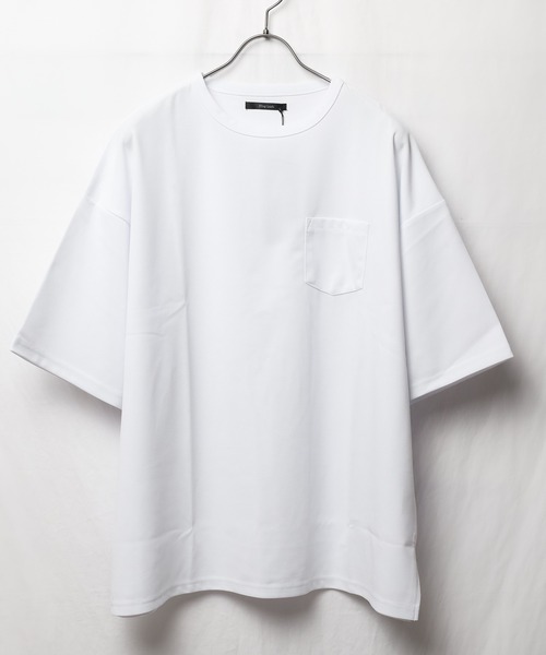 INNOCENT（イノセント）の「梨地　ビッグシルエット半袖Tシャツ（Tシャツ/カットソー・レディース・チャコールグレー/ベージュ/ネイビー/ブラウン/ブラック/グレイッシュベージュ/ブルー/ホワイト/ライトグレー・MEDIUM/LARGE）」の2枚目の写真