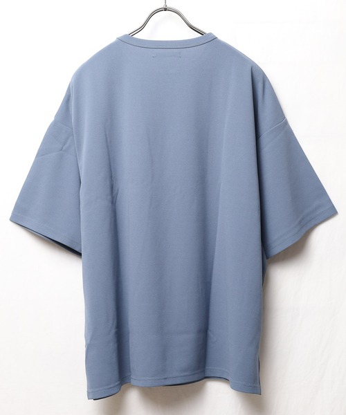 INNOCENT（イノセント）の「梨地　ビッグシルエット半袖Tシャツ（Tシャツ/カットソー・レディース・チャコールグレー/ベージュ/ネイビー/ブラウン/ブラック/グレイッシュベージュ/ブルー/ホワイト/ライトグレー・MEDIUM/LARGE）」の13枚目の写真