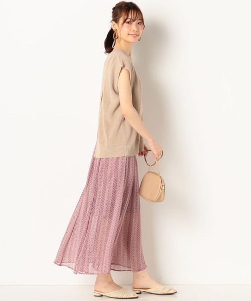 archives(アルシーヴ)の「バックスリットニットベスト(ベスト・レディース・ベージュ/ブラウン/グリーン・MEDIUM)」の16枚目の写真