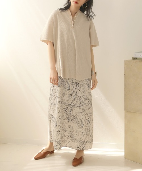 Bab（バブ）の「【WEB限定】抜け衿ワッフルチュニック（チュニック・レディース・ベージュ/ブラック/オフホワイト/パープル・FREE）」の5枚目の写真