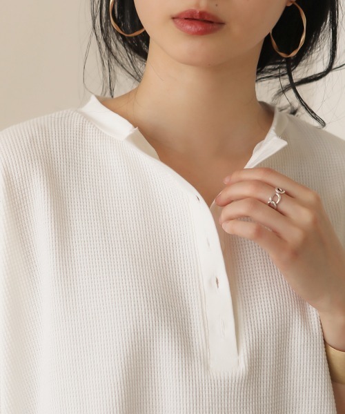 Bab（バブ）の「【WEB限定】抜け衿ワッフルチュニック（チュニック・レディース・ベージュ/ブラック/オフホワイト/パープル・FREE）」の22枚目の写真