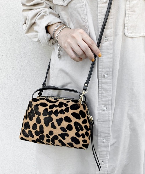 中古品】COACHショルダーバッグ H05M-3577 ベージュ いがむ レザー  