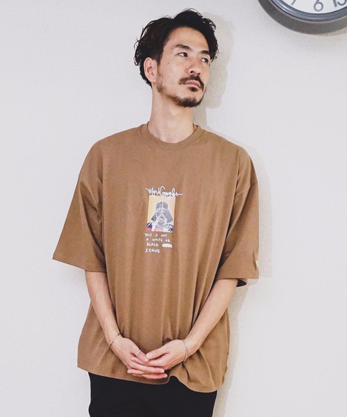 Mark Gonzales(マーク・ゴンザレス)の「【Mark Gonzales/マークゴンザレス】プリントBIGTシャツ ビッグシルエット バックプリント(Tシャツ/カットソー・メンズ・ホワイト/ブラック/グリーン/ブラウン・MEDIUM/LARGE)」の4枚目の写真