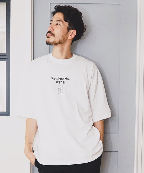 Mark Gonzales(マーク・ゴンザレス)の「【Mark Gonzales/マークゴンザレス】プリントBIGTシャツ ビッグシルエット バックプリント(Tシャツ/カットソー・メンズ・ホワイト/ブラック/グリーン/ブラウン・MEDIUM/LARGE)」の21枚目の写真
