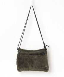 aditional（アディショナル）の「バッグ（ショルダーバッグ）」