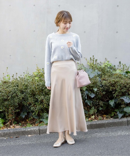 flower（フラワー）の「リトルフラワーニット（ニット/セーター・レディース・グレー/アイボリー・FREE）」の13枚目の写真