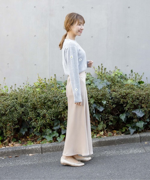 flower（フラワー）の「リトルフラワーニット（ニット/セーター・レディース・グレー/アイボリー・FREE）」の11枚目の写真