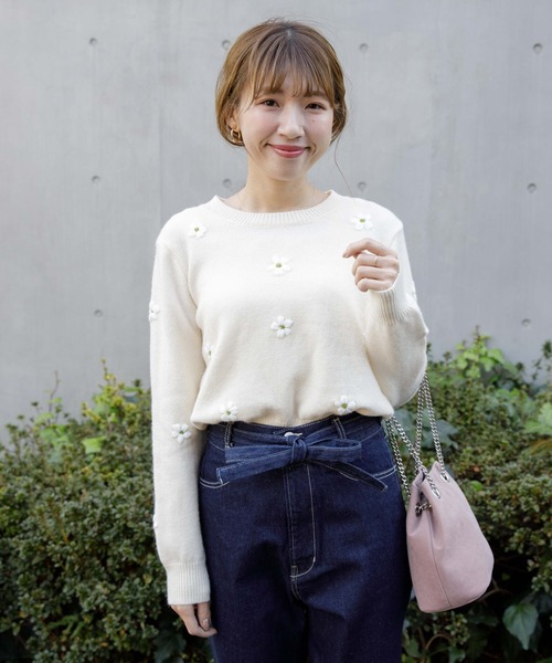 flower（フラワー）の「リトルフラワーニット（ニット/セーター・レディース・グレー/アイボリー・FREE）」の17枚目の写真