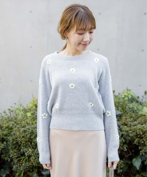 flower（フラワー）の「リトルフラワーニット（ニット/セーター・レディース・グレー/アイボリー・FREE）」の21枚目の写真