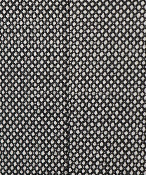 SOVEREIGN（ソブリン）の「＜SOVEREIGN（ソブリン）＞ バーズアイ 2Bスーツ（スーツセット・メンズ・ダークグレー・44/46/48/50/52/42）」の11枚目の写真