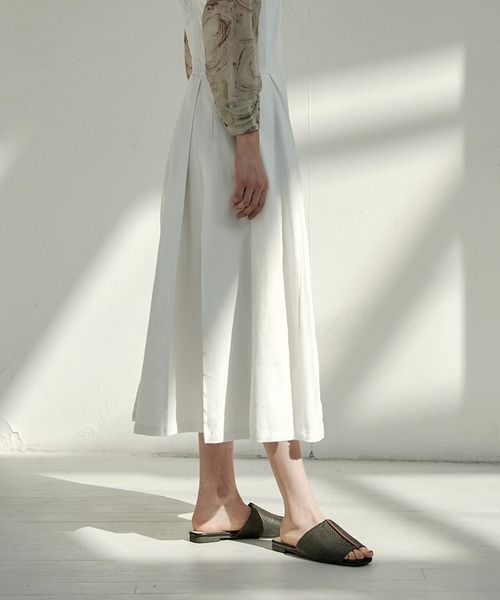 EMMA（EMMA CLOTHES）（エマ）の「【EMMA】デニムカツラギタックジャンスカワンピース（ワンピース・レディース・ホワイト/ネイビー/ブルー・FREE）」の10枚目の写真