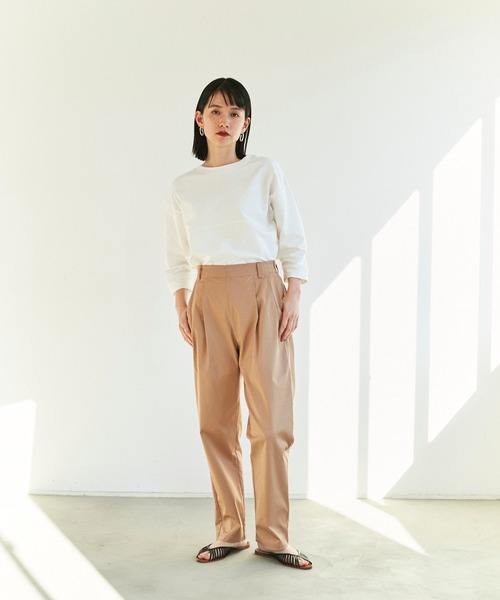 ReNorm(リノーム)の「タックテーパードパンツ(その他パンツ・レディース・ブラック/ベージュ/ピンク・S/M)」の2枚目の写真