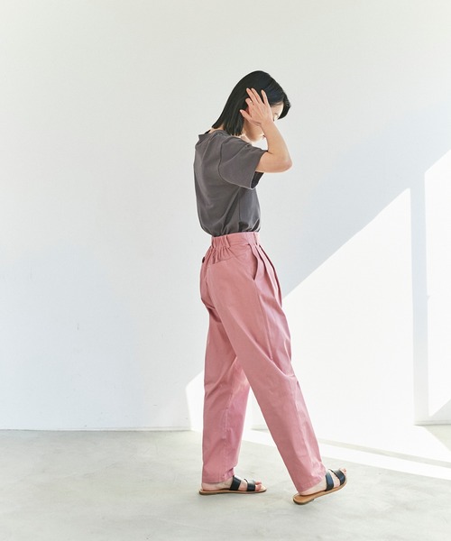 ReNorm(リノーム)の「タックテーパードパンツ(その他パンツ・レディース・ブラック/ベージュ/ピンク・S/M)」の9枚目の写真