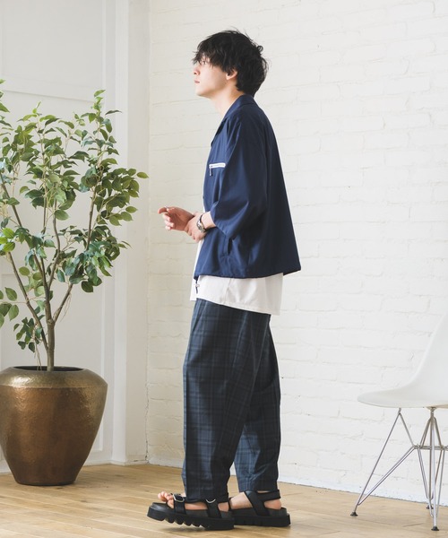 Alpinus（アルピナス）の「Alpinus - Zip pocket open colorshirt / ジップポケット オープンカラーシャツ（シャツ/ブラウス・メンズ・ホワイト/ネイビー/モカ/ブラック/ライトブルー・SMALL/MEDIUM）」の21枚目の写真