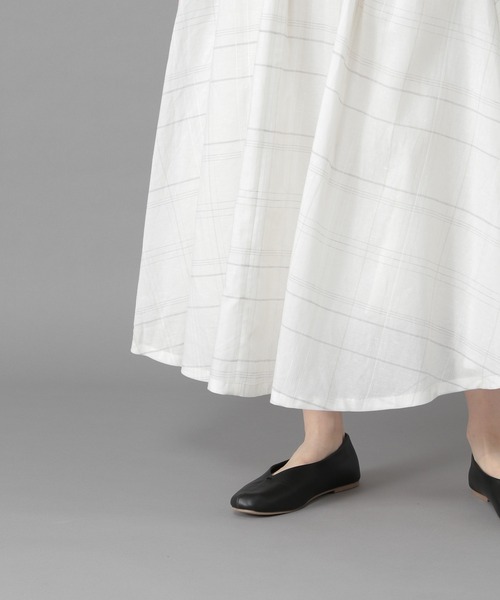 studio CLIP（スタディオクリップ）の「《Natural by studio CLIP》リネン混マキシスカート（スカート・レディース・ピンク/オフホワイト/ブラック・FREE）」の16枚目の写真