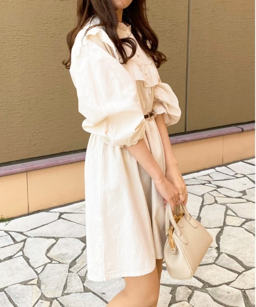 apres jour(アプレジュール)の「コットンレースフリルネックワンピース【ZOZOTOWN限定アイテム】(ワンピース・レディース・ブラック/ベージュ/アイボリー・フリー/X-LARGE)」の5枚目の写真