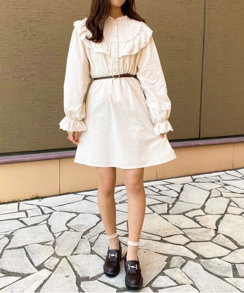 apres jour(アプレジュール)の「コットンレースフリルネックワンピース【ZOZOTOWN限定アイテム】(ワンピース・レディース・ブラック/ベージュ/アイボリー・フリー/X-LARGE)」の11枚目の写真