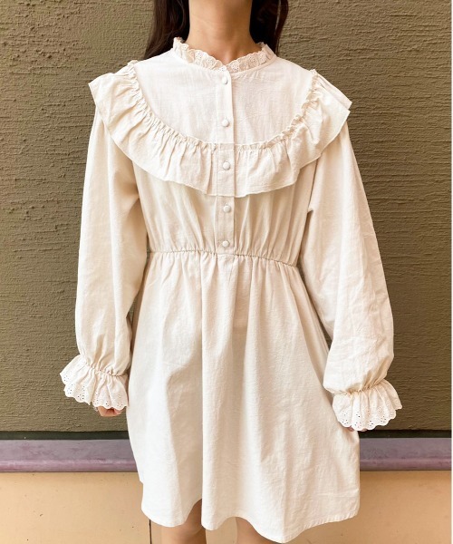 apres jour(アプレジュール)の「コットンレースフリルネックワンピース【ZOZOTOWN限定アイテム】(ワンピース・レディース・ブラック/ベージュ/アイボリー・フリー/X-LARGE)」の12枚目の写真