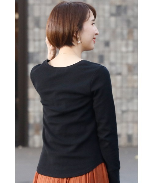 ElegChic（エレグシック）の「コットン ロング Tシャツ 長袖 （Tシャツ/カットソー・レディース・グレー/ホワイト/カーキ/ネイビー/ブラック・M/L/XL/XXL/4L）」の11枚目の写真