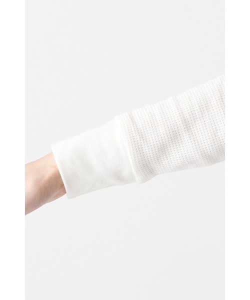 ElegChic（エレグシック）の「コットン ロング Tシャツ 長袖 （Tシャツ/カットソー・レディース・グレー/ホワイト/カーキ/ネイビー/ブラック・M/L/XL/XXL/4L）」の21枚目の写真