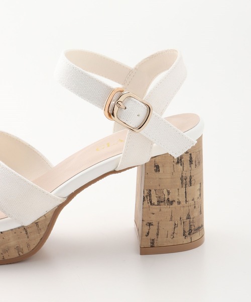 Honeys（ハニーズ）の「クロスサンダル（サンダル・レディース・ホワイト/ブラック/ベージュ/ブルー・M/L/S）」の19枚目の写真